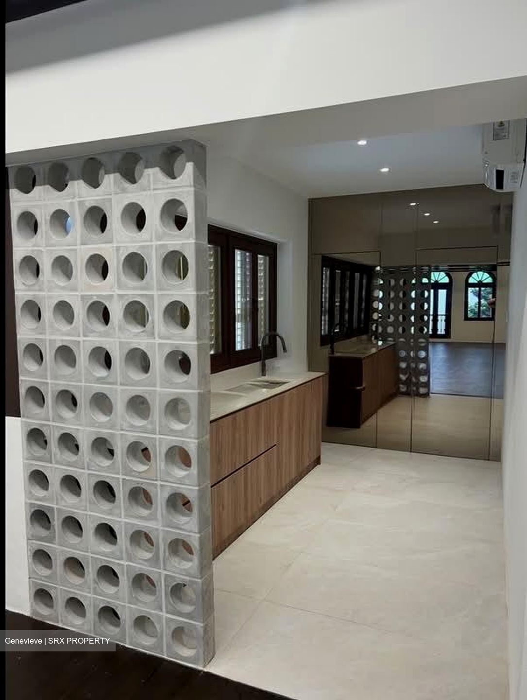 Telok Ayer Conservation Area (D1), Shop House #539940061